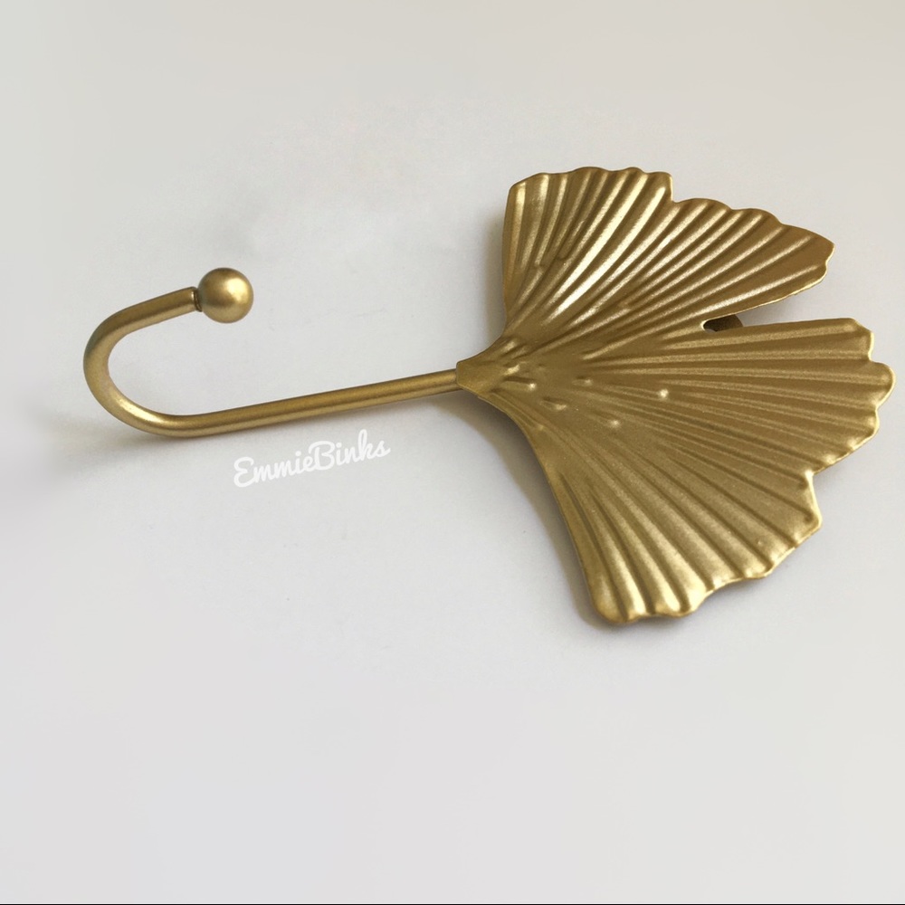 ✨3for$38 New 1 Piece Gingko Leaf Wall Hook | Home Decor Wall Accent Organizing - Picture 6 of 9